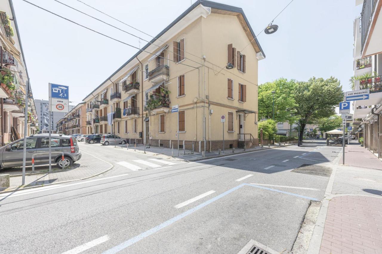 Apartamento Arte E Cinema - 10 Min Da Venezia Mestre Exterior foto